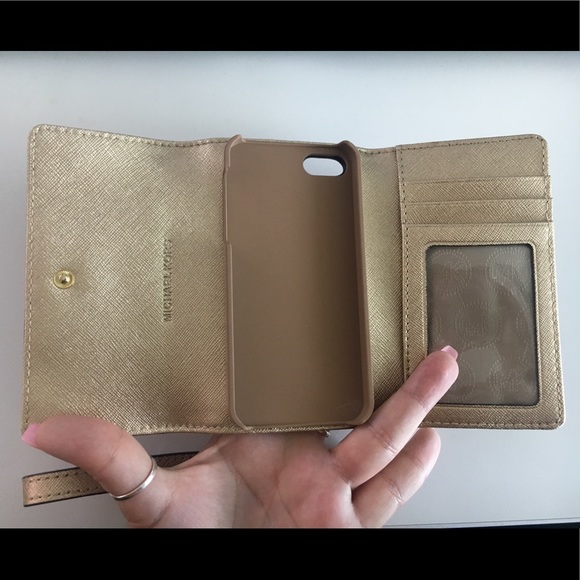 Michael Kors iPhone S clutch wallet - Picture 3 of 3
